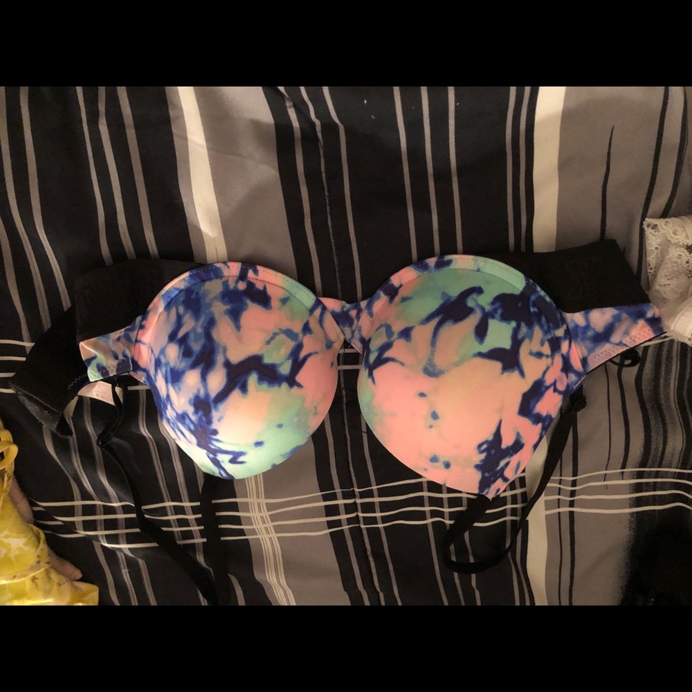 Pink Victoria’s Secret Bra